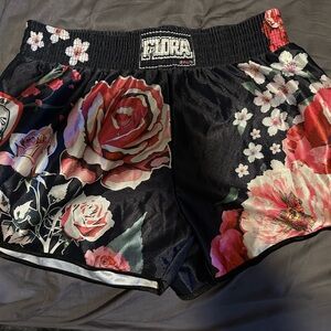 ROMWE Black and Red Floral Boxing Shorts
